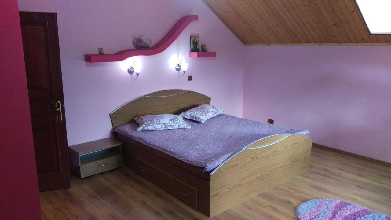 Casa De Vacanta Pârâul Rece Bagian luar foto